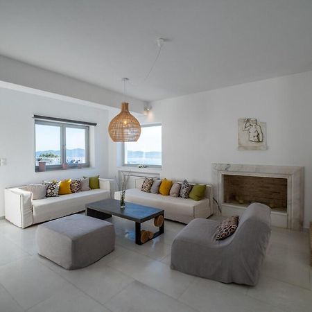Luxury Villa Aethra -Island Living Paros- Екстериор снимка
