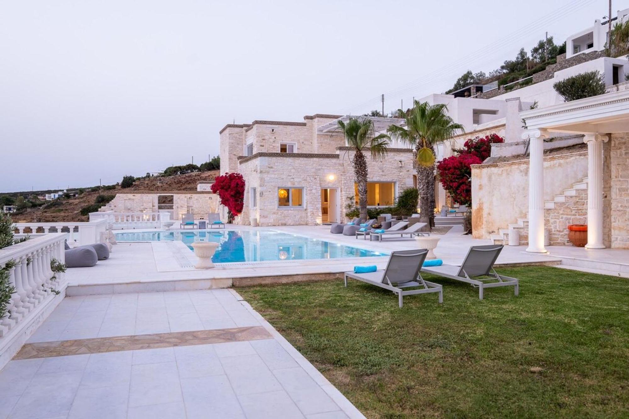Luxury Villa Aethra -Island Living Paros- Екстериор снимка